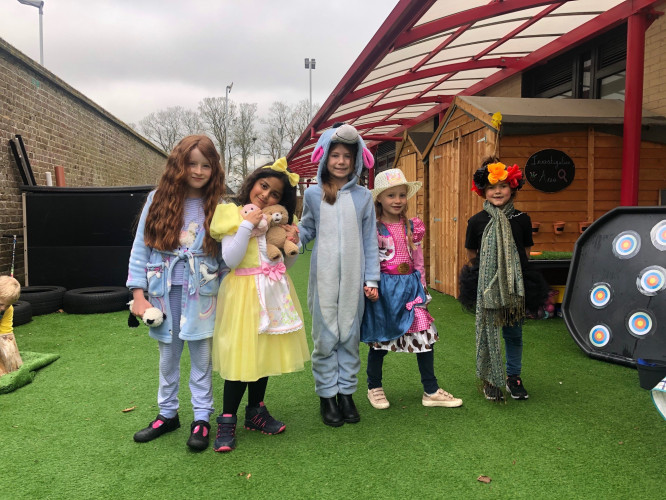 Girls Dressing Up