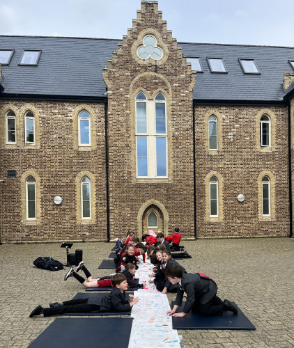 Lunchtime Lift Primary 1