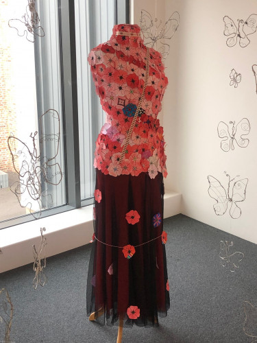Primary Poppy Mannequin2